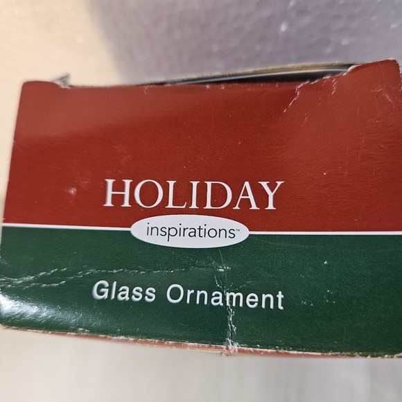 Hand Spun Glass Angel Ornament - Picture 7 of 7